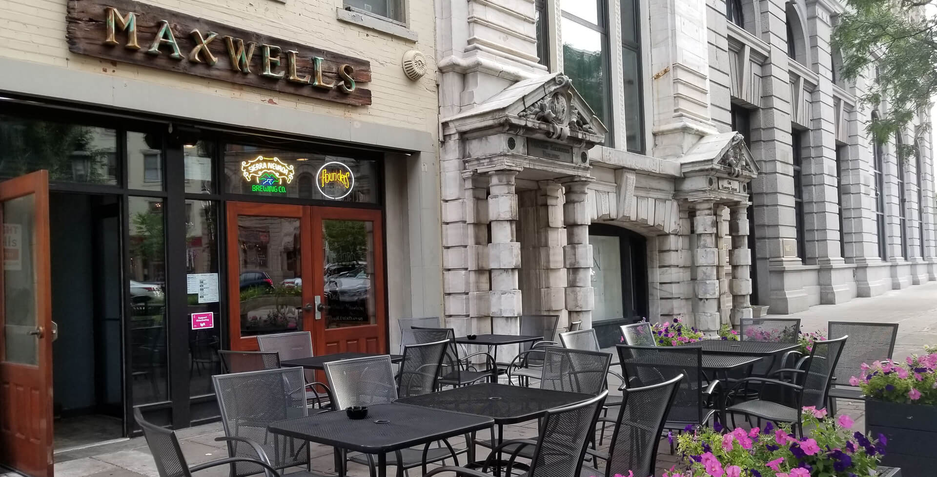 Maxwells Syracuse Outdoor Patio